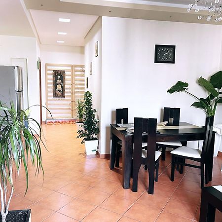 City Center Apartment Galeria 티라나 외부 사진